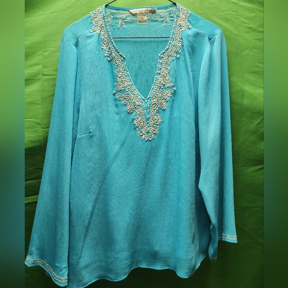 Peter Nygard top ,size 12 blue green color - Picture 2 of 4